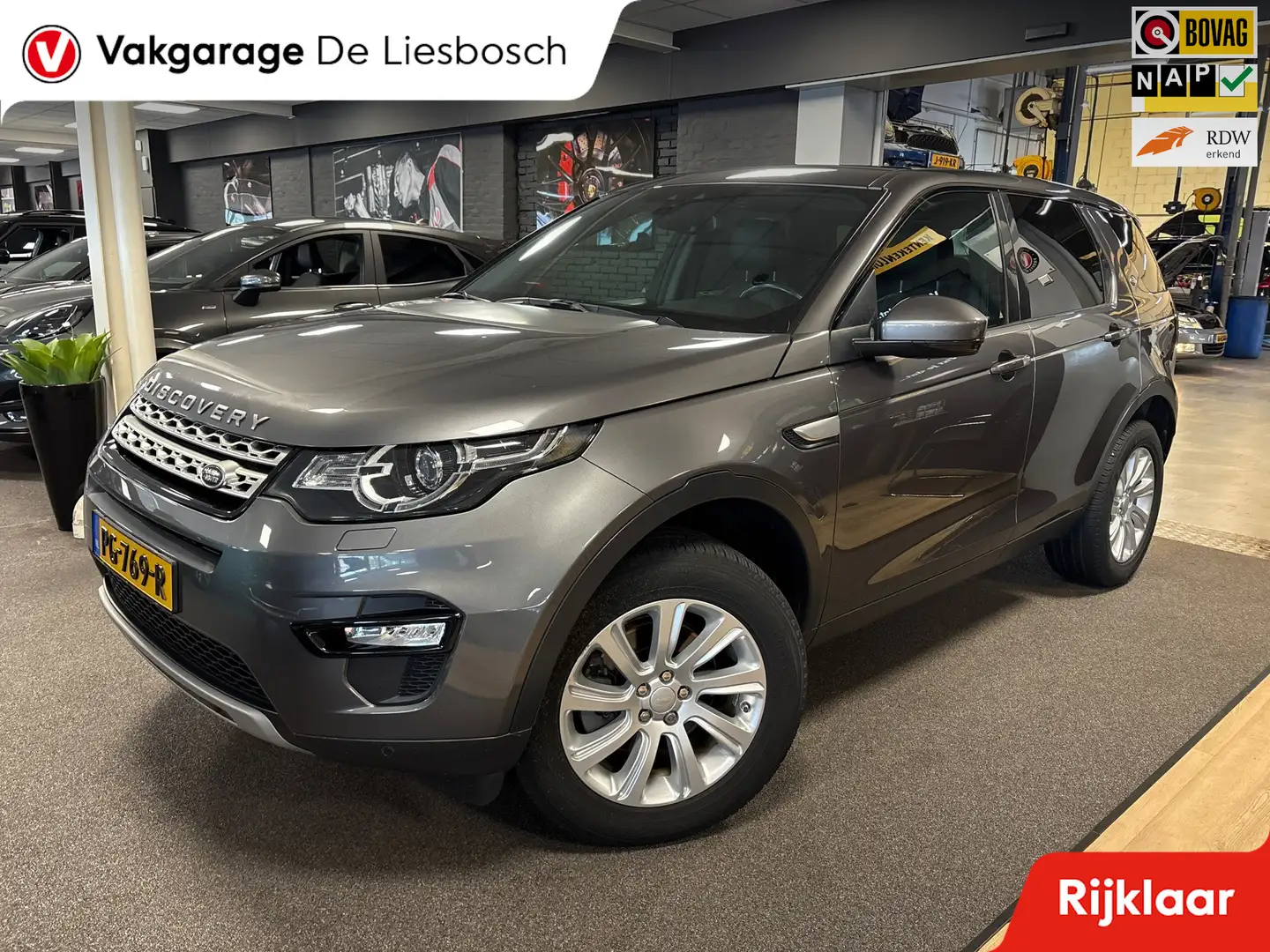 Land Rover Discovery Sport 2.0 TD4 HSE Luxury/pano/leer/navi/camera/trekhaak/ Grau - 1