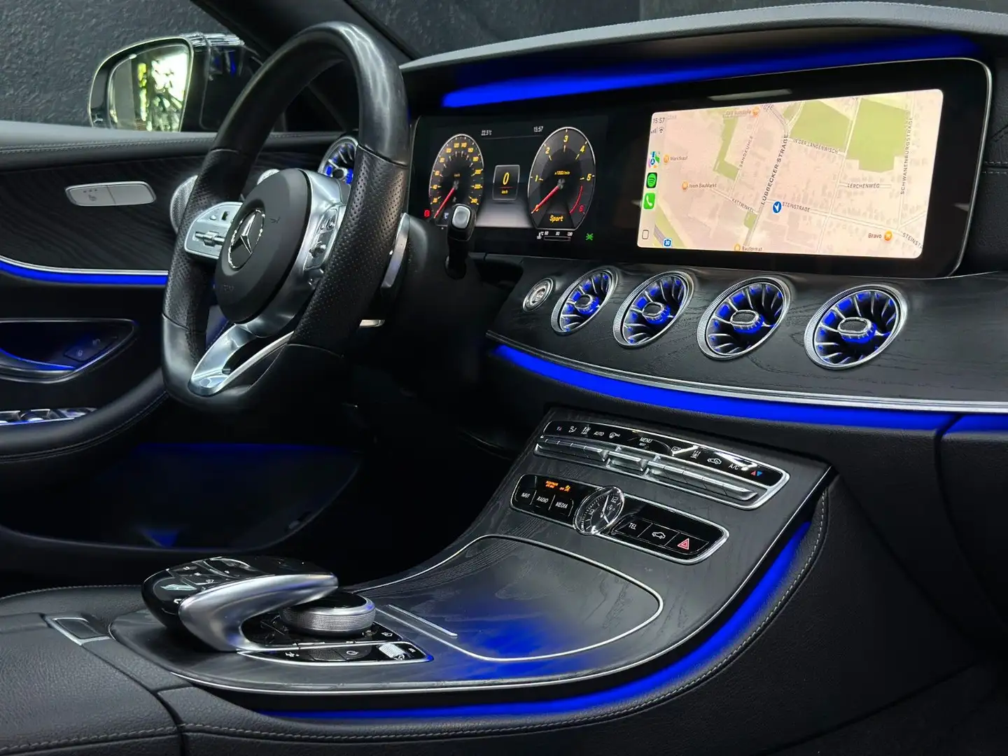 Mercedes-Benz E 220 D*COUPE*AMG*PANO*WIDESCR*STHZ*BURMES*NIGHT* Blanc - 2