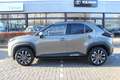 Toyota Yaris Cross 1.5 Hybrid Dynamic | Rijklaar | Trekhaak | Apple/A Grau - thumbnail 2