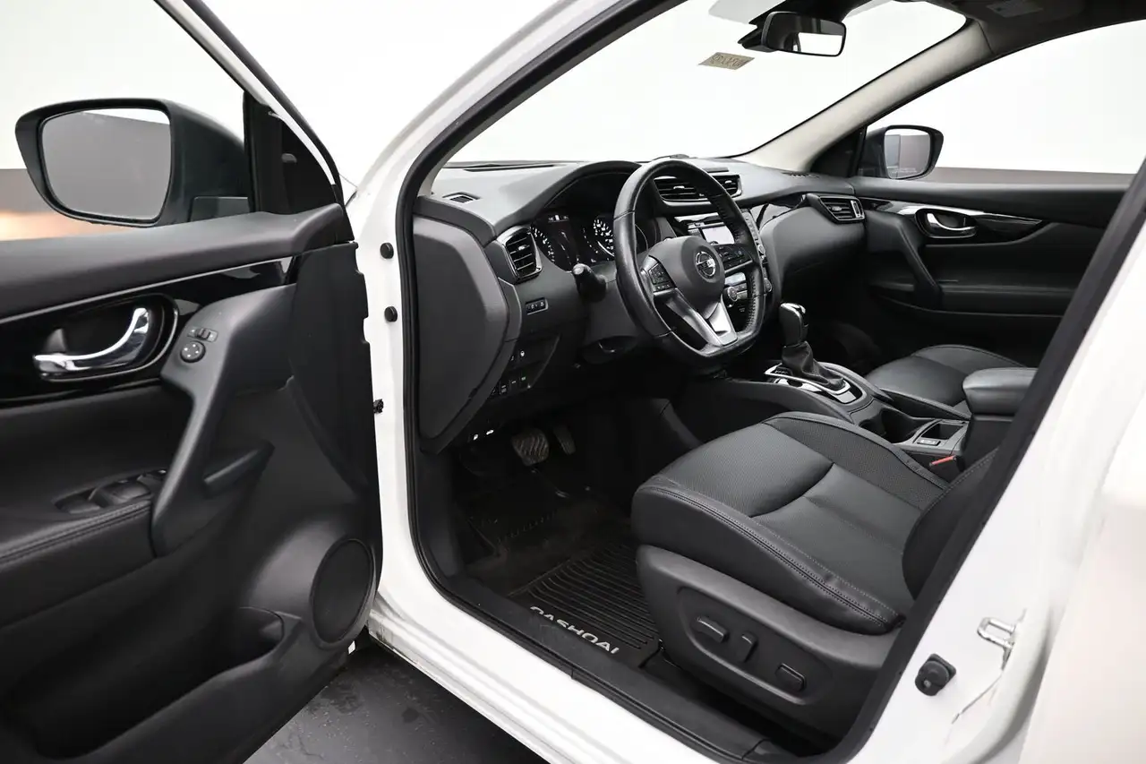 Nissan Qashqai photo Nissan Qashqai