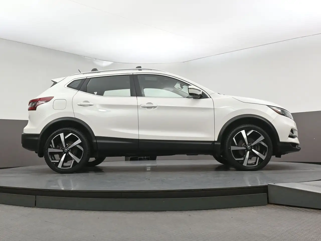 Nissan Qashqai photo Nissan Qashqai