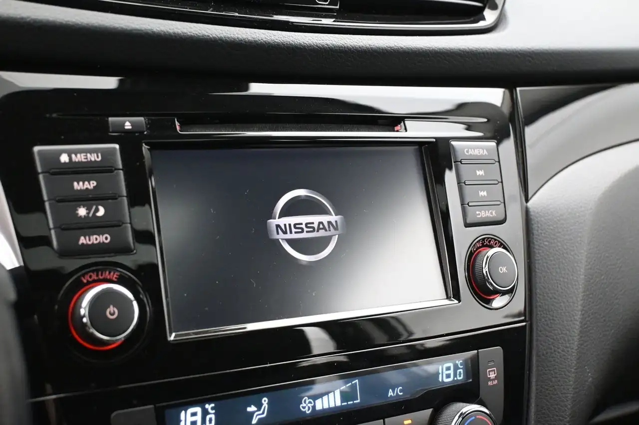 Nissan Qashqai photo Nissan Qashqai