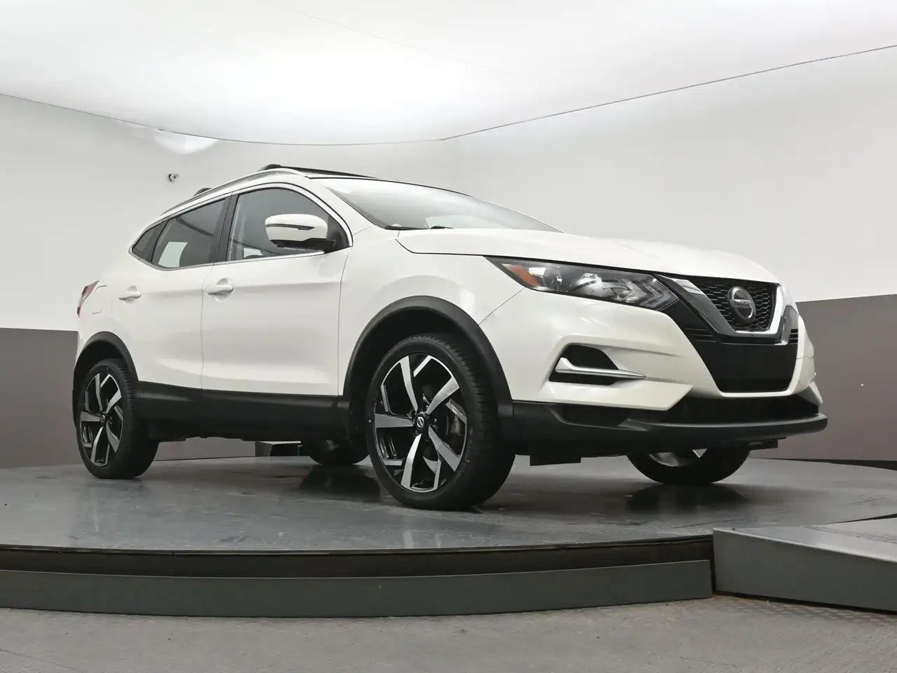 Nissan Qashqai photo Nissan Qashqai