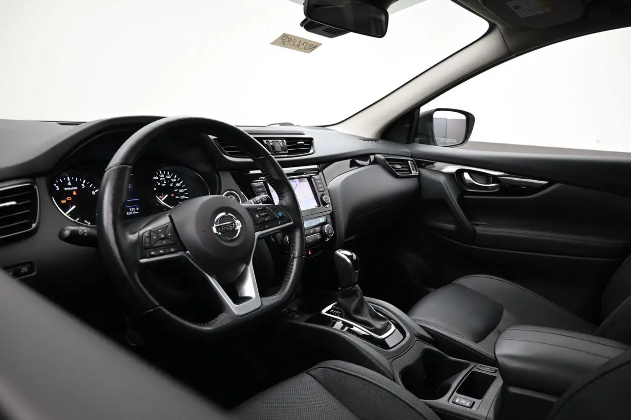 Nissan Qashqai photo Nissan Qashqai