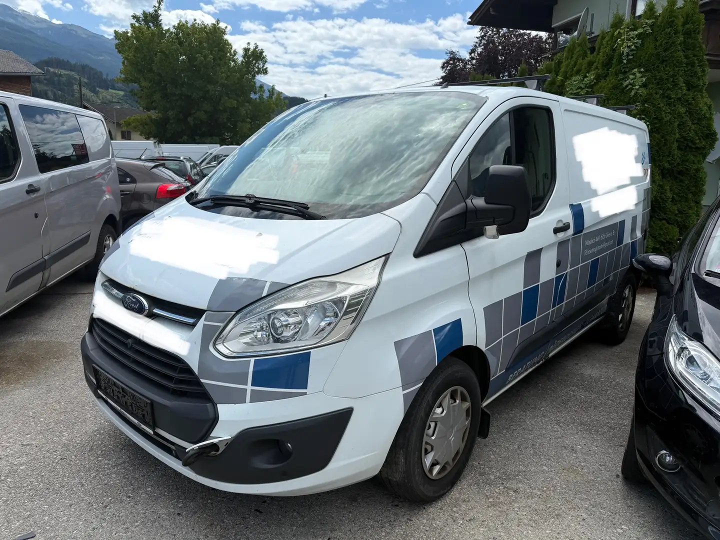 Ford Transit Custom 270 L1 Trend Weiß - 2