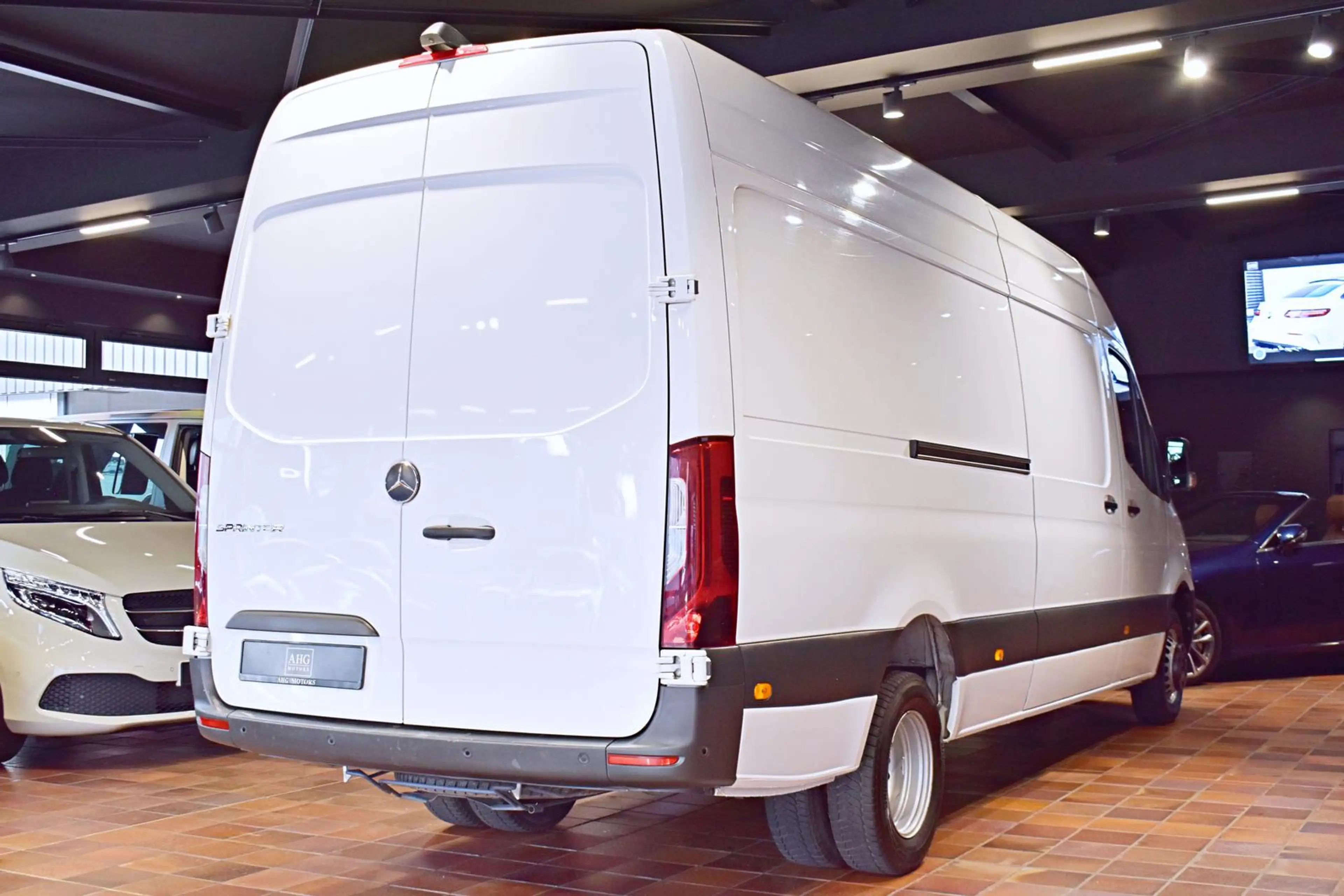 Mercedes-Benz Sprinter 519 V6 MAXI L3H2 5,5T AHK3,5T LED 360°KAMERA KLIMA — photo 7