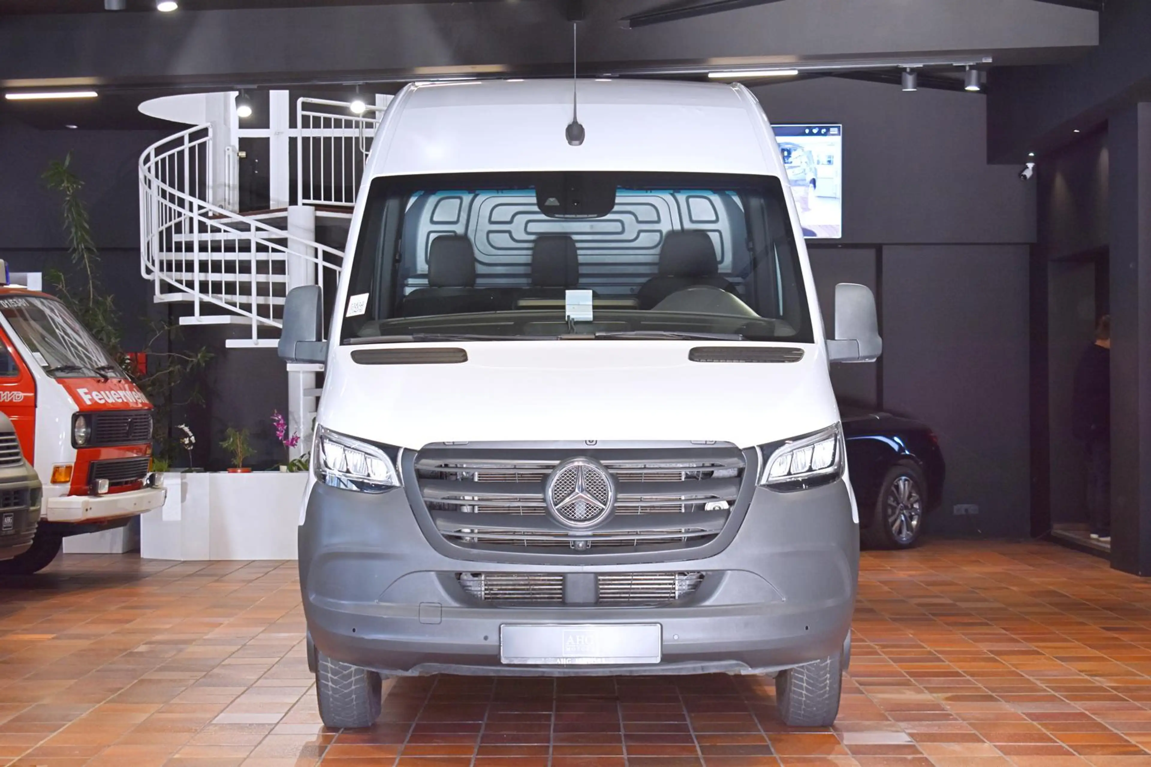 Mercedes-Benz Sprinter 519 V6 MAXI L3H2 5,5T AHK3,5T LED 360°KAMERA KLIMA — photo 2