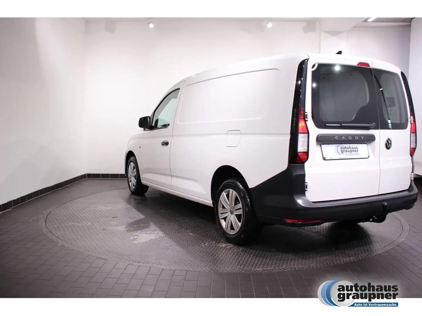 Volkswagen Caddy Maxi 2.0 TDI Cargo PDC NAVI AHK Blanc - 2