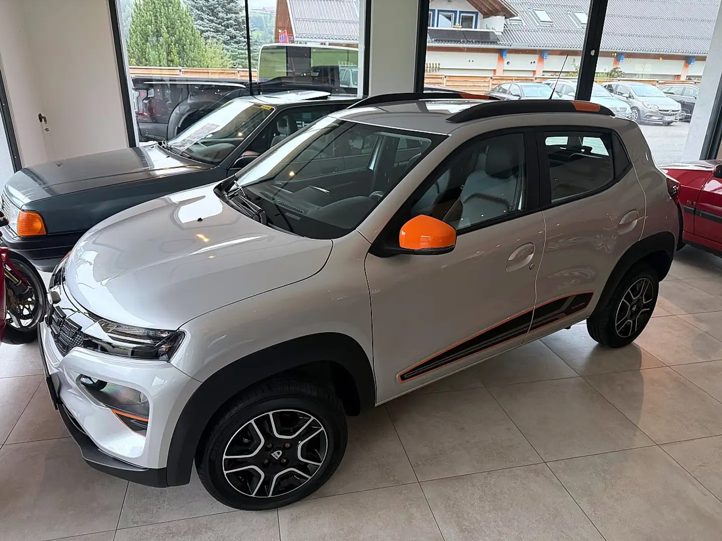 Dacia Spring Comfort Plus* GARANTIE/FINANZIERUNG ab 89,- mtl. Silber - 2