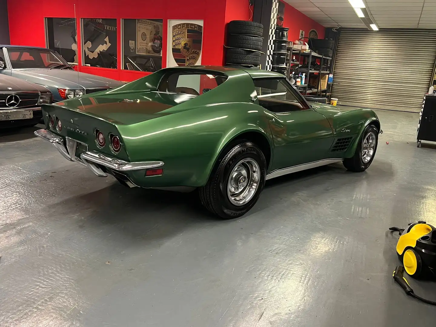 Corvette C3 STINGRAY TARGA V8 H-Kennzeichen Elkhardt Grün Verde - 1