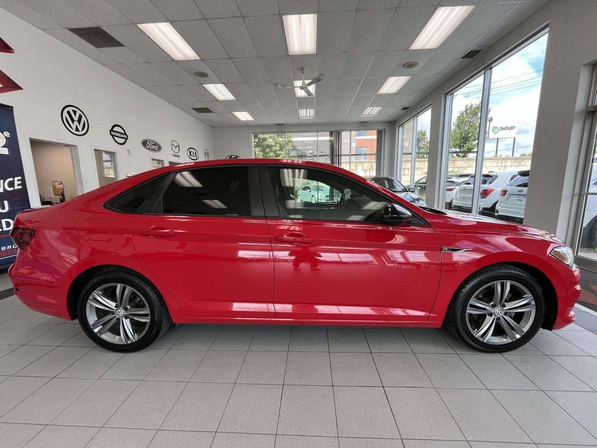 2021 Volkswagen Jetta HIGHLINE - R LINE / AUTO + TOIT + CAMERA + BLUETOO — снимка 1
