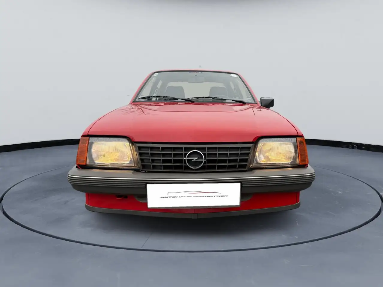 Opel Ascona 1,3, foto 2