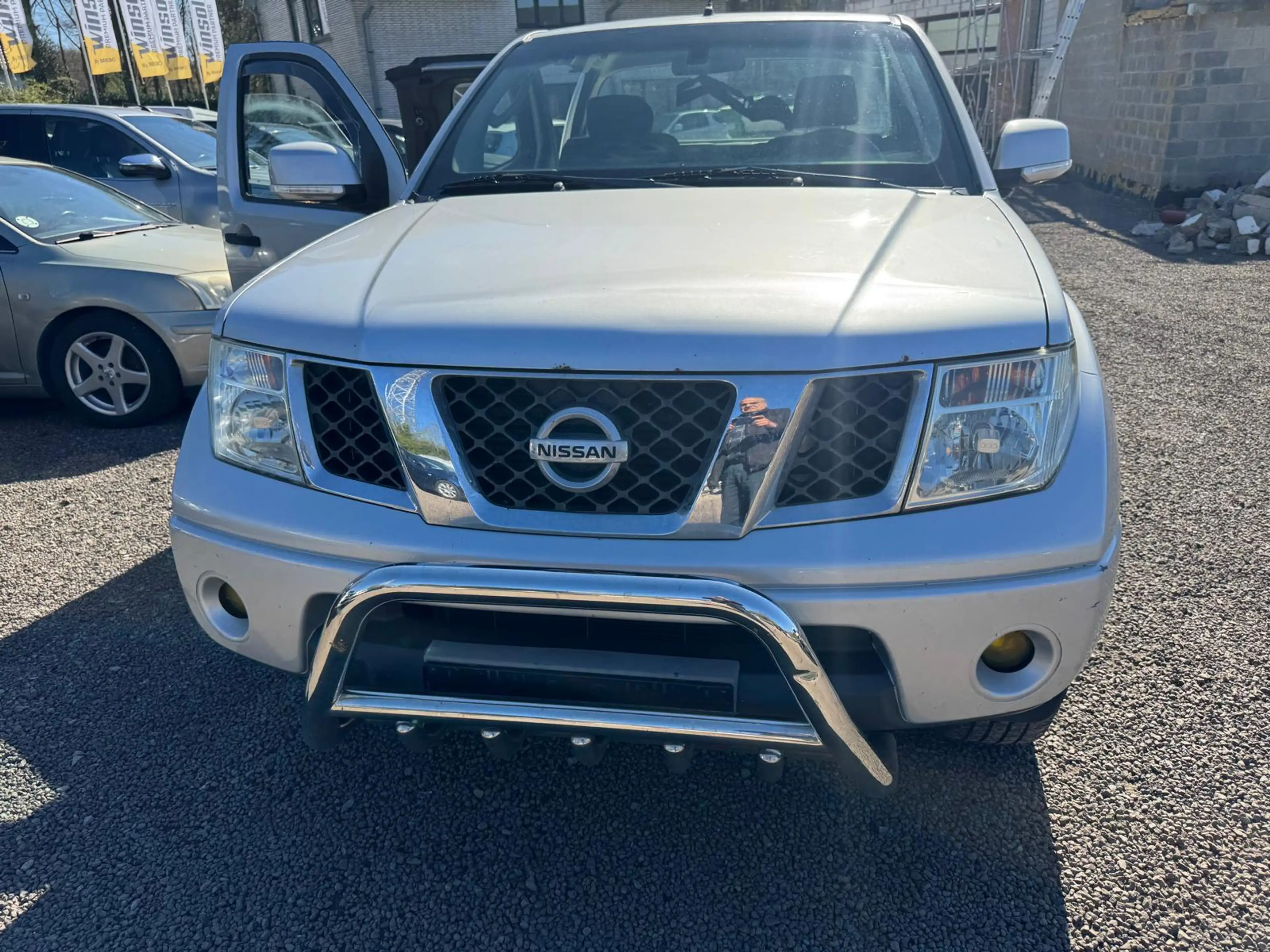 Nissan Navara 2.5 dCi 4x4 XE Tracker   Man. AC — photo 10