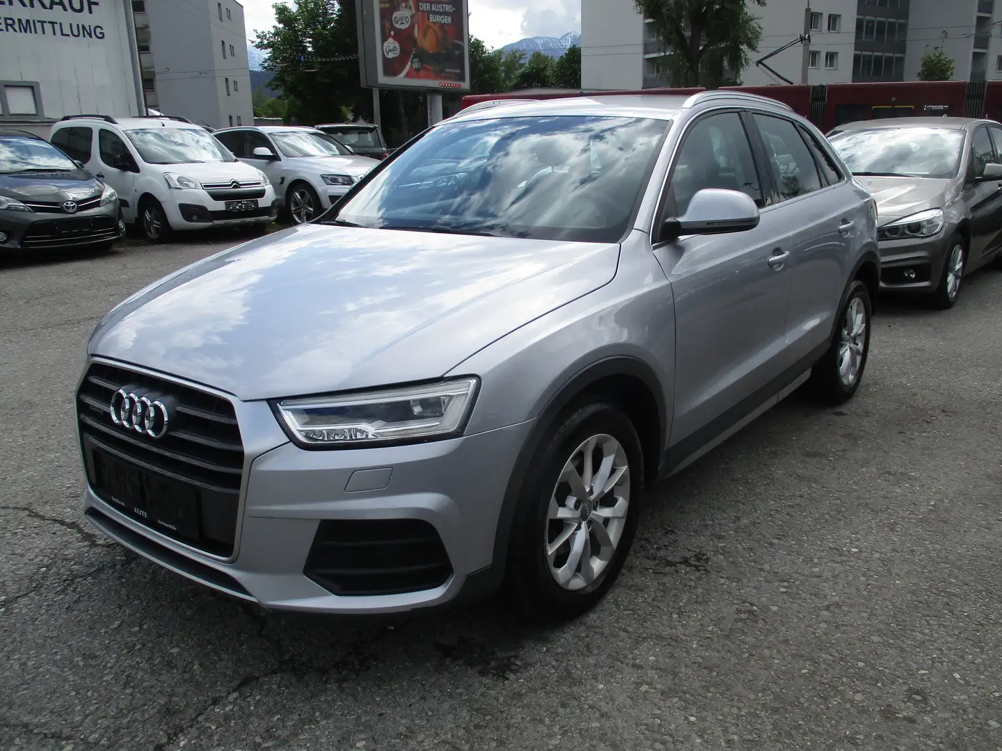 Audi Q3 TDI quattro Grau - 2