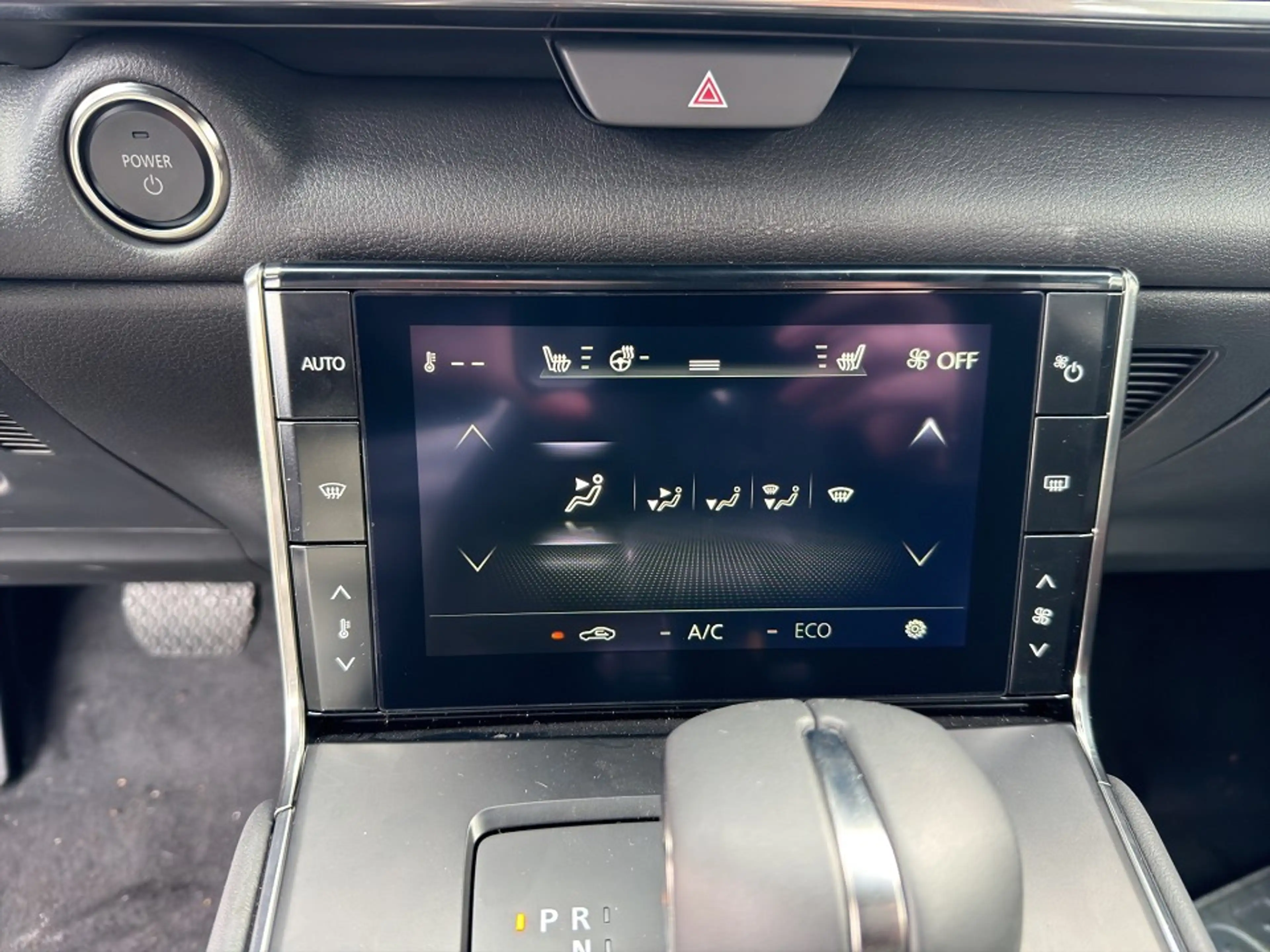 Mazda MX-30 35,5 kWh e-SKYACTIV EV 145 PS MAKOTO IV PRE-P GSD — photo 14