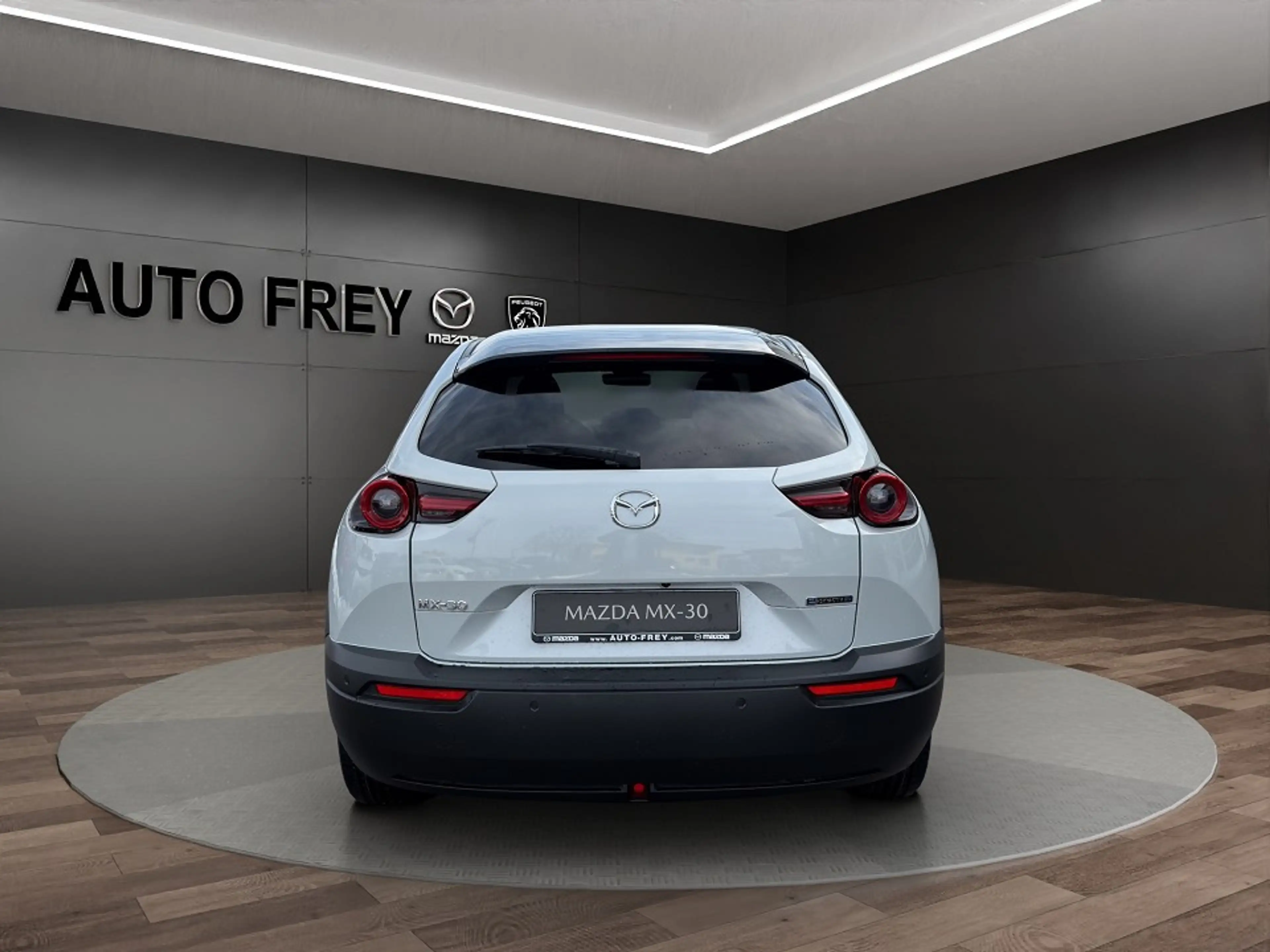 Mazda MX-30 35,5 kWh e-SKYACTIV EV 145 PS MAKOTO IV PRE-P GSD — photo 3