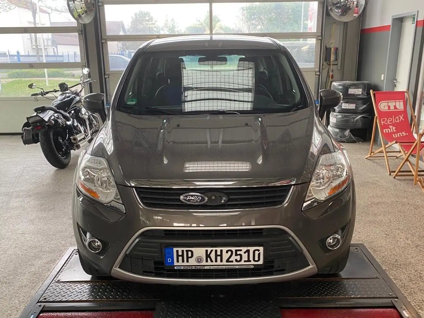 Ford Kuga 2.5 4x4 Titanium Grau - 2