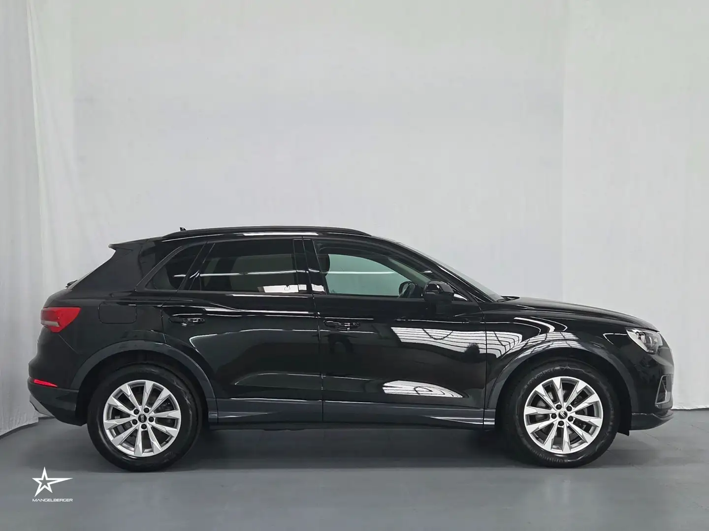 Audi Q3 35 TDI quattro advanced Schwarz - 2