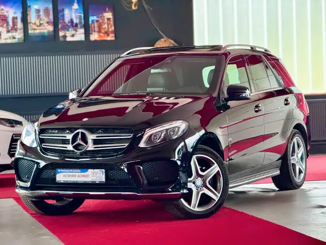 Mercedes-Benz GLE 350 GLE350d 3x AMG AHK 360°Airmatic 4Matic Comand 20