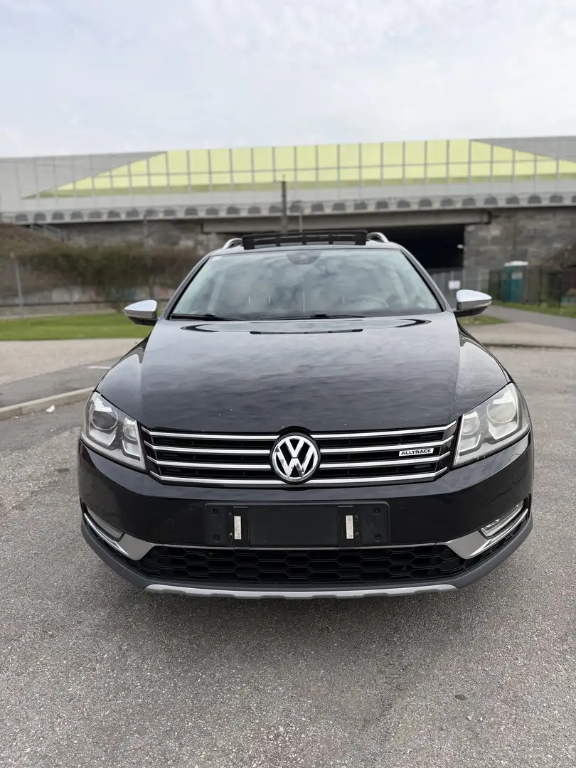 Volkswagen Passat Alltrack Schwarz - 1