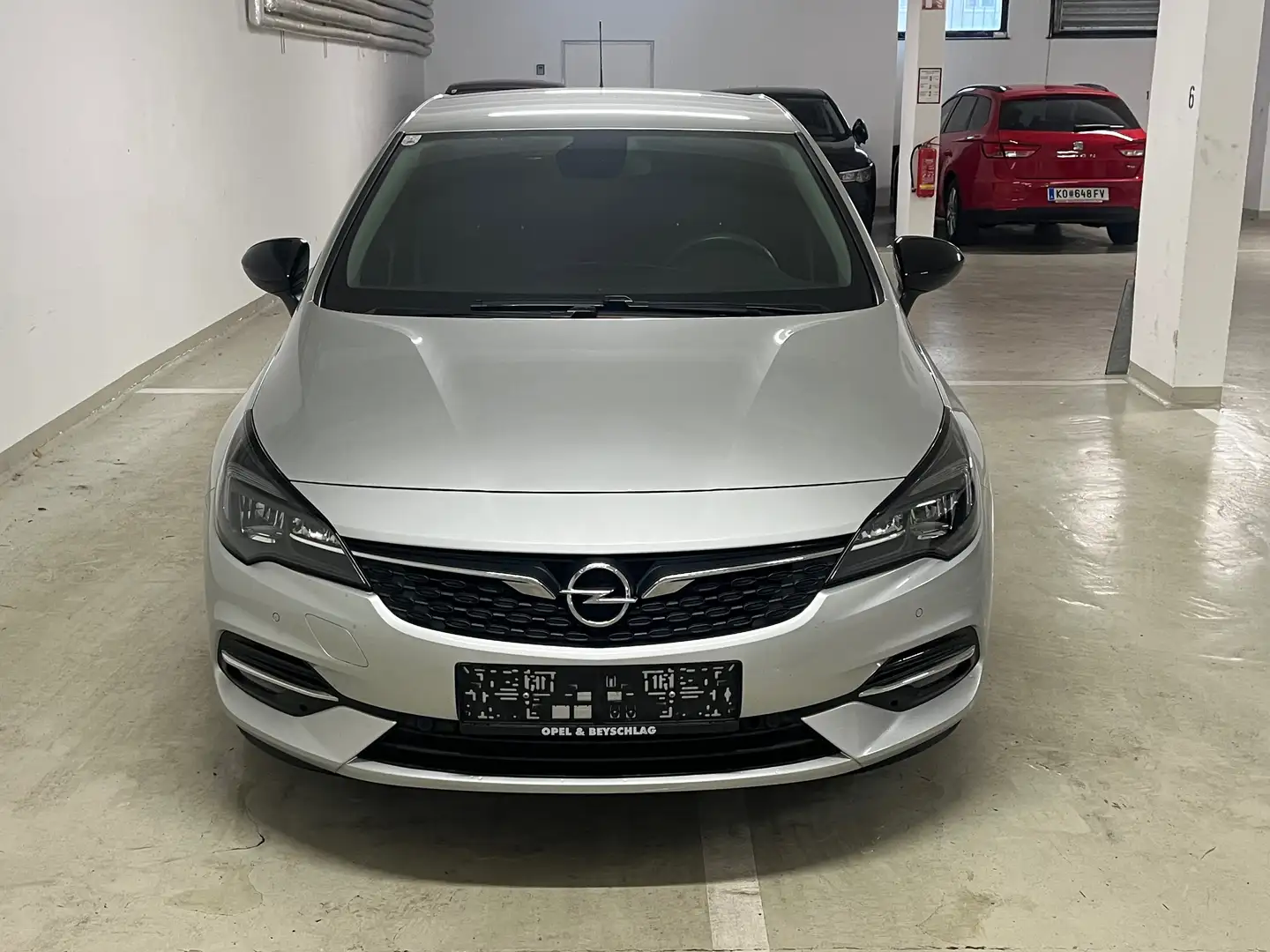 Opel Astra Astra 1,2 Turbo Edition Edition Grau - 1
