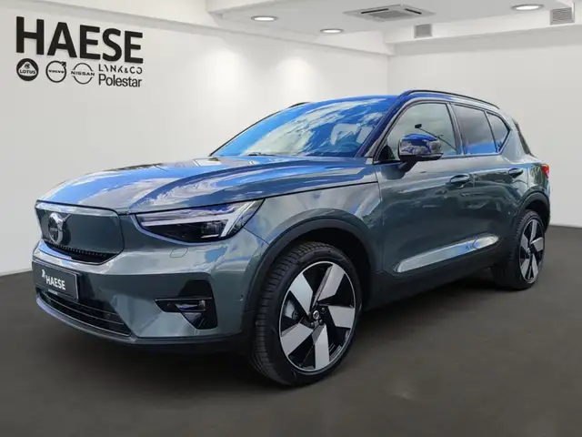 Volvo EX40