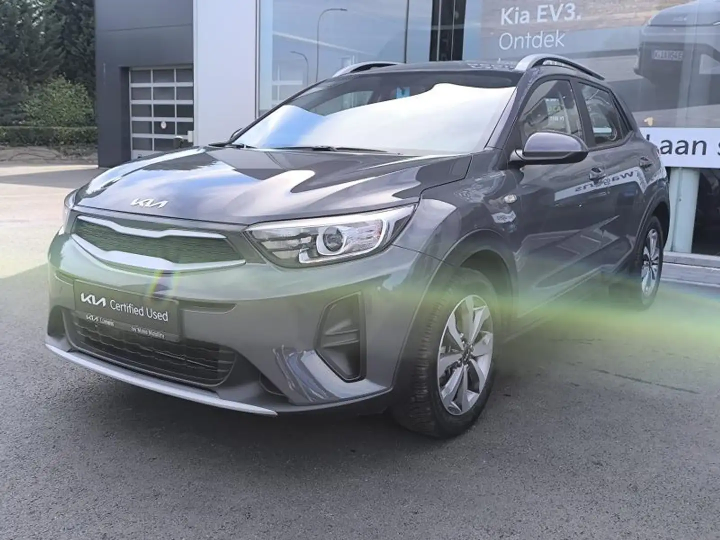 Kia Stonic Core Grijs - 1