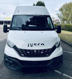 Iveco Daily 35S14 Automatik BJ 2020 TÜV 9/2027