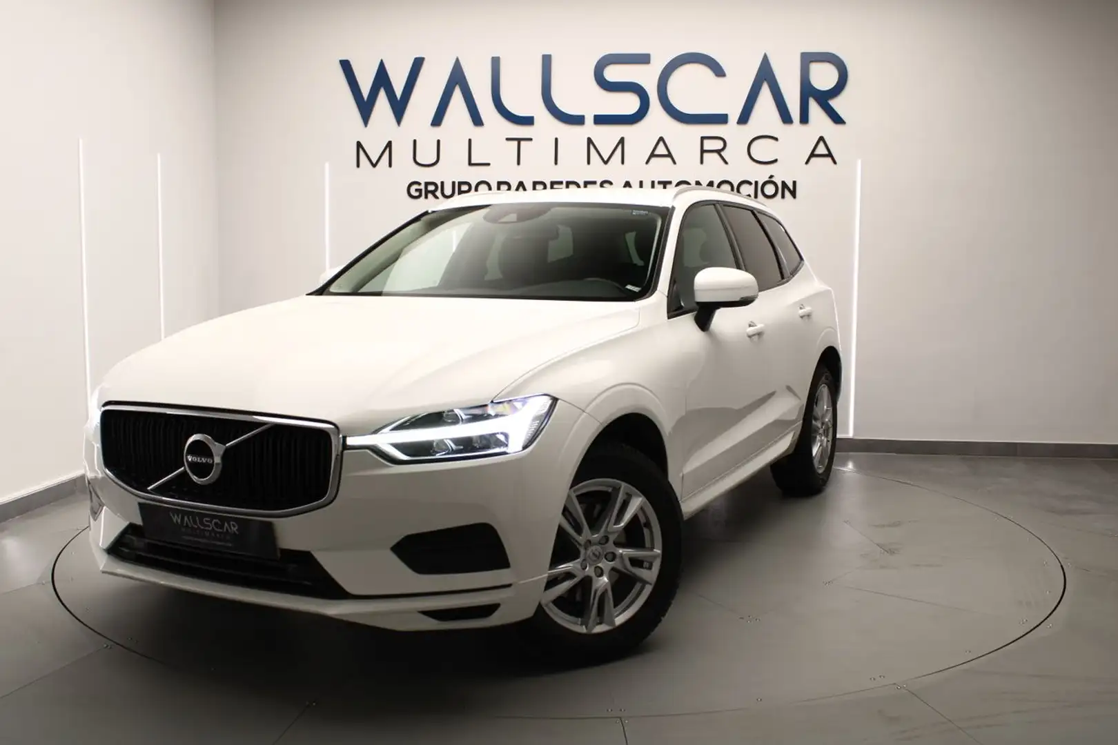 Volvo XC60 D3 Momentum Blanco - 2