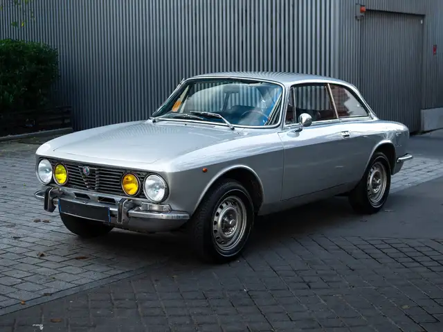 Alfa Romeo 2000 GTV