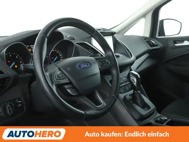 Ford C-Max view 11