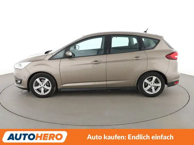 Ford C-Max view 3