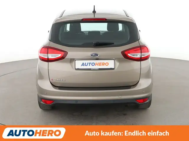 Ford C-Max view 5