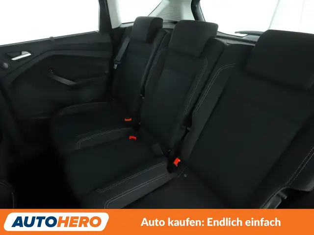 Ford C-Max view 14