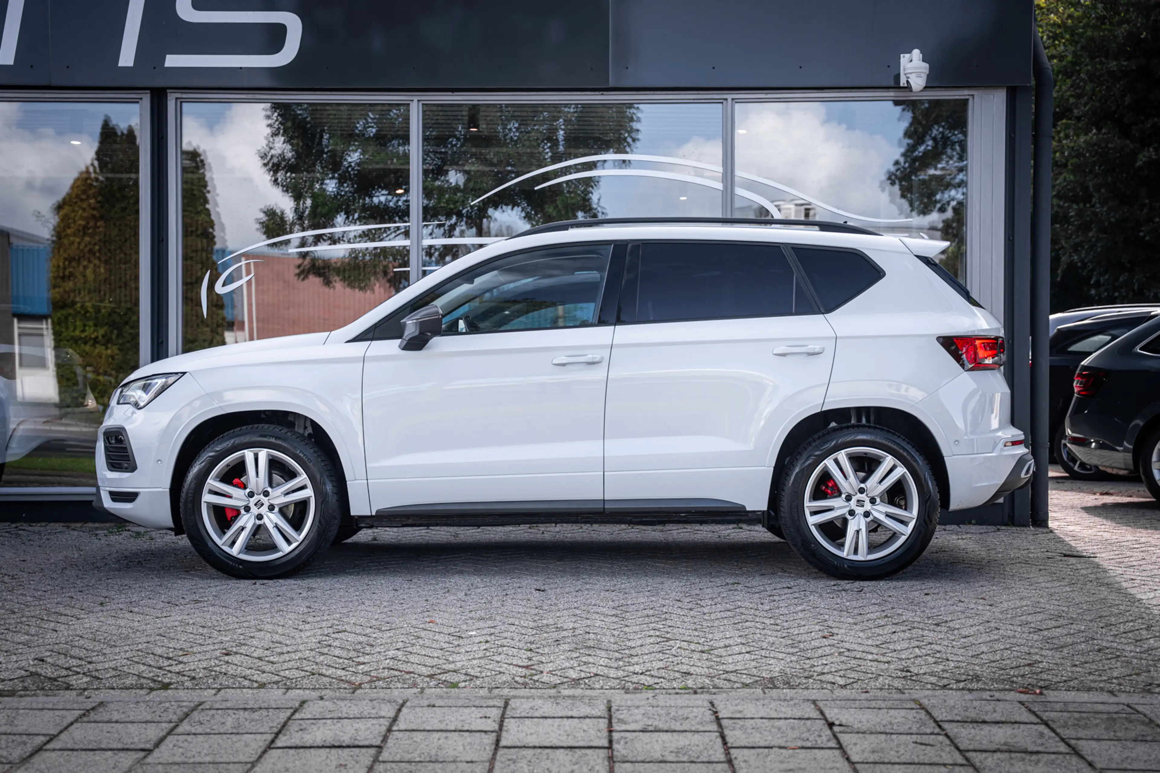 SEAT Ateca 1.5 TSI FR Business Intense|Trekh|ACC|Dig Cockpit| — photo 6