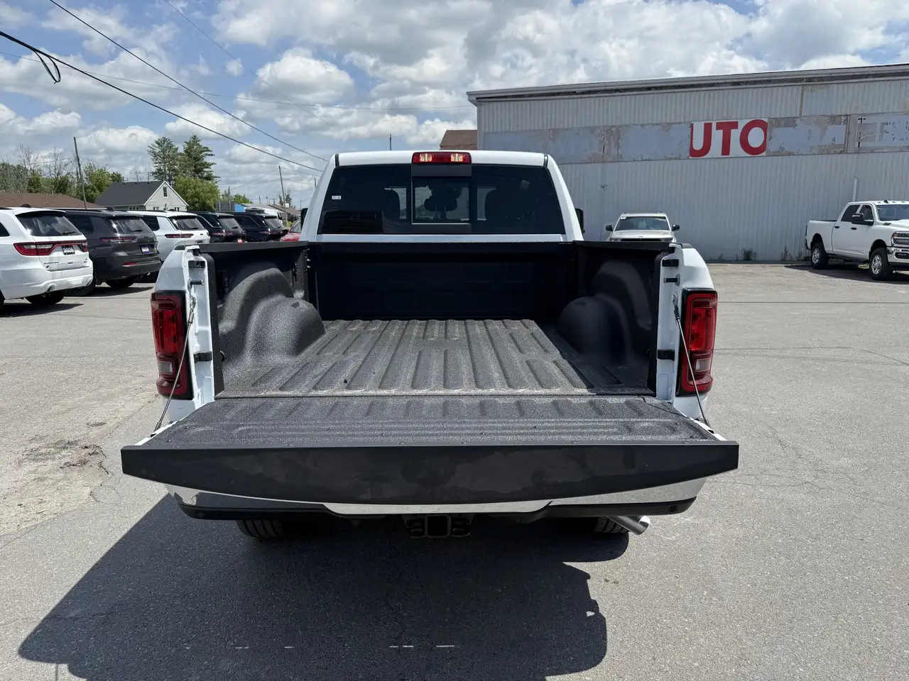 RAM 2500 снимка RAM 2500