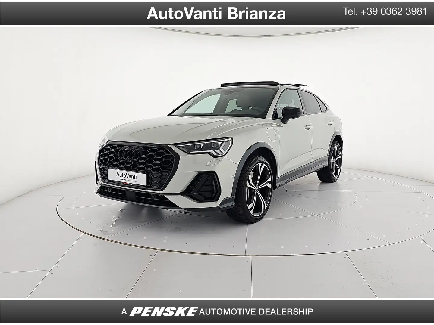 Audi Q3 SPB 45 TFSI e S tronic S line edition Білий - 1
