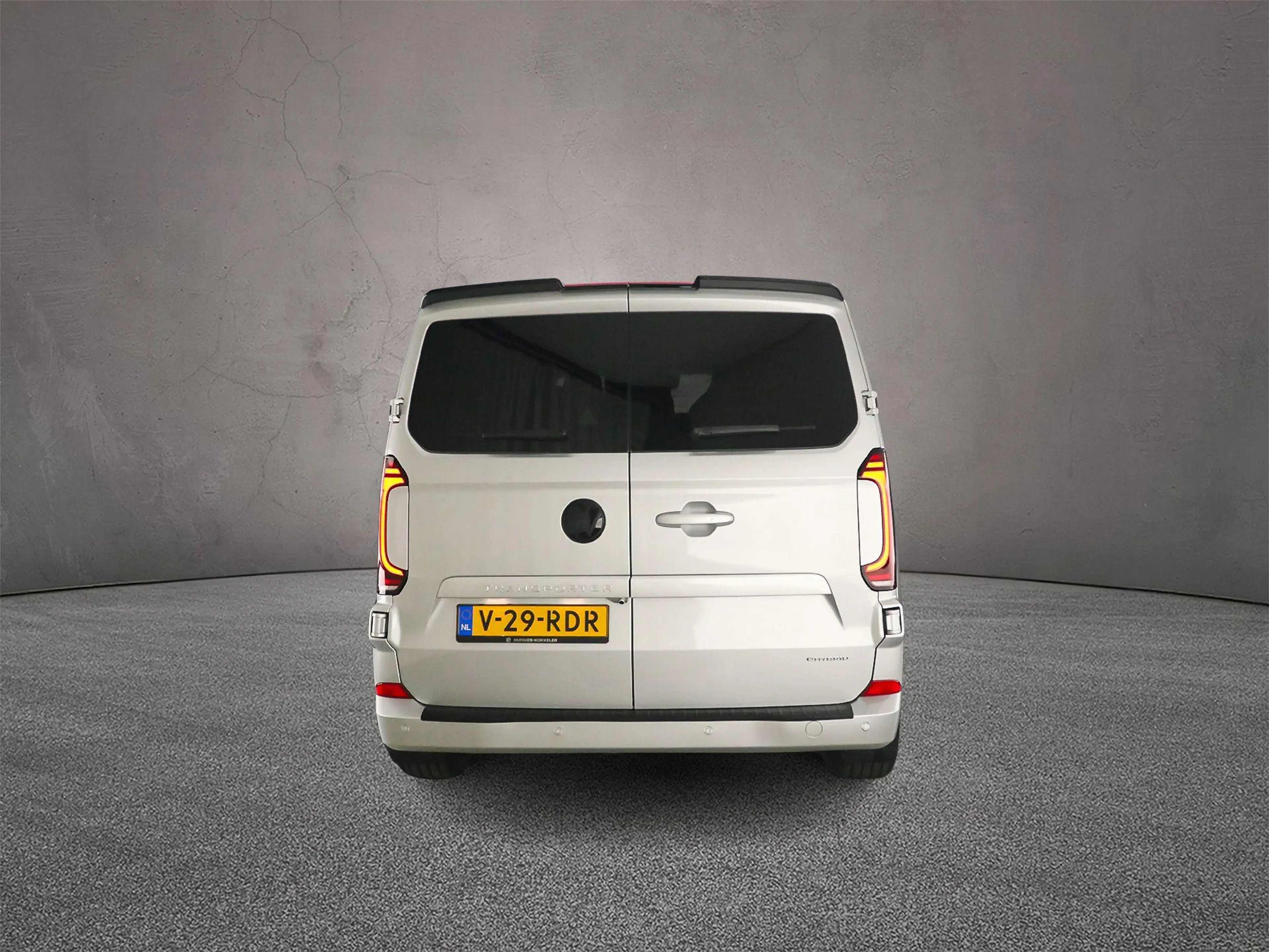 Volkswagen Transporter 2.5 233pk eHybrid L2 Bulli Dubbele Cabine | Sports — photo 4