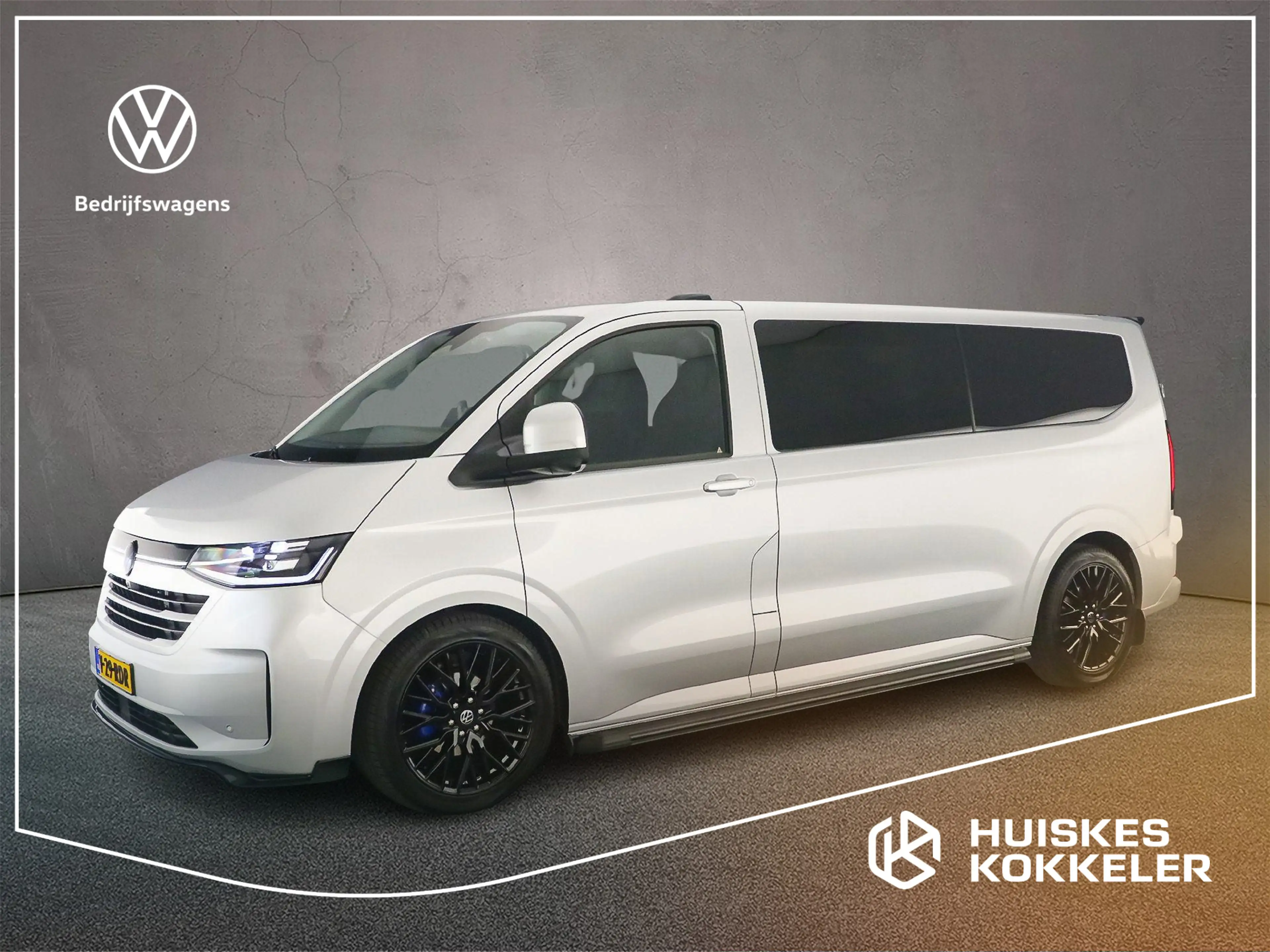 Volkswagen Transporter 2.5 233pk eHybrid L2 Bulli Dubbele Cabine | Sports