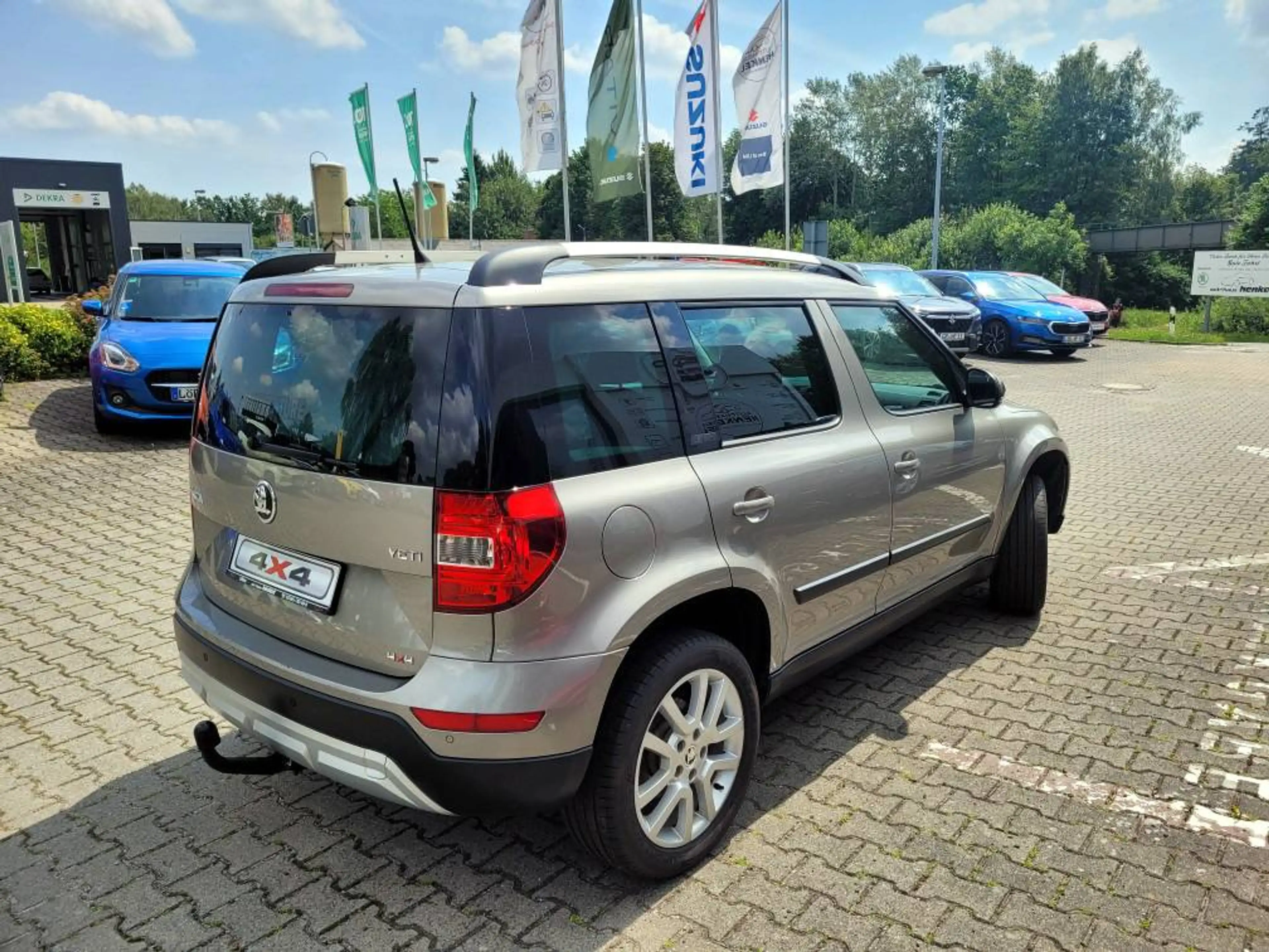 Skoda Yeti 2.0 TDI 4x4 Adventure  * Xenon * AHK — photo 4