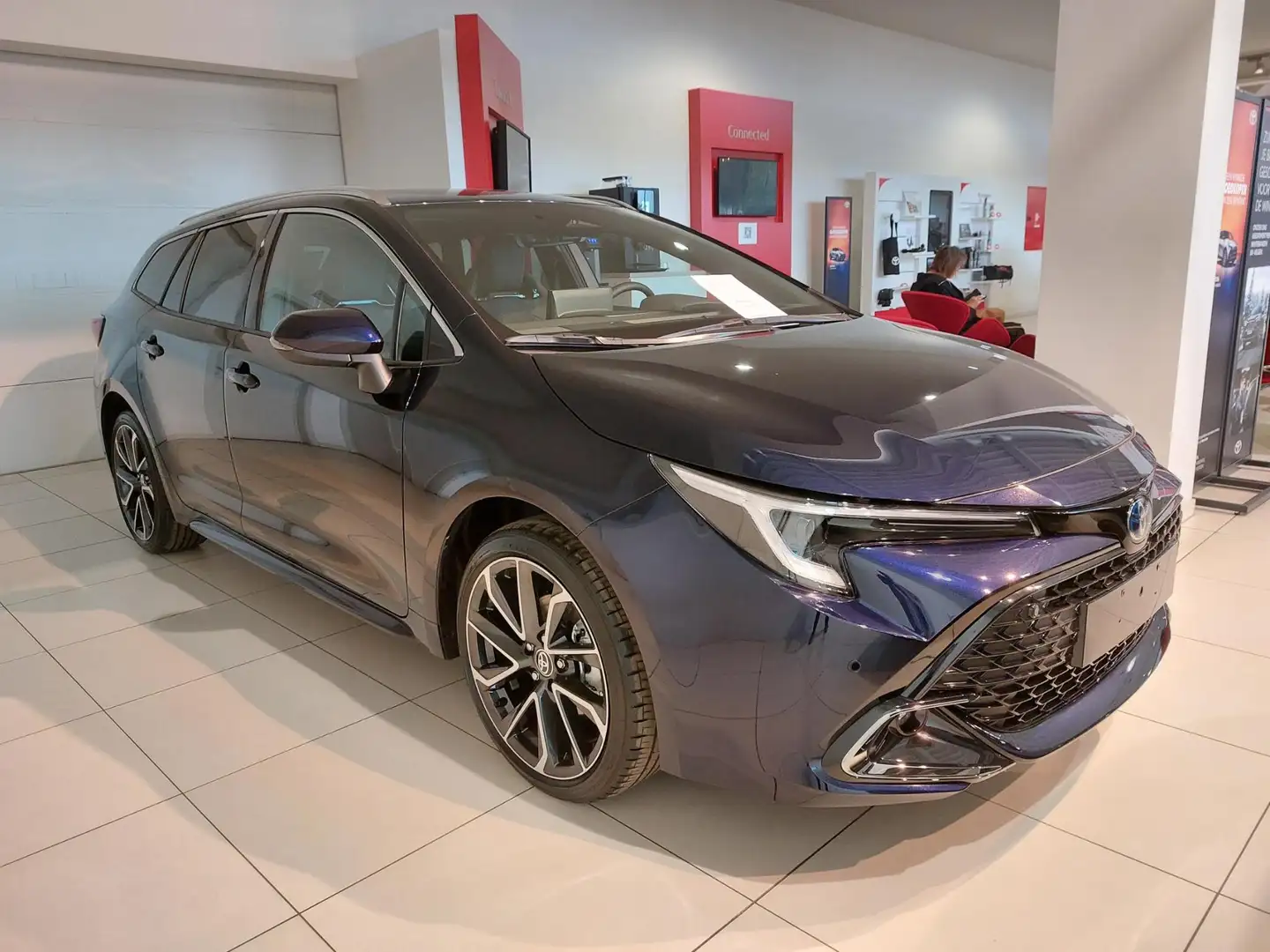 Toyota Corolla Hybrid TOURING SPORTS PREMIUM Blauw - 2