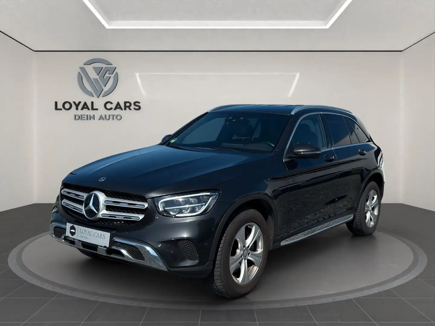 Mercedes-Benz GLC 300 d 4Matic*AMG*NVI*LED*AHK*Dist+*KAMERA* Gris - 1
