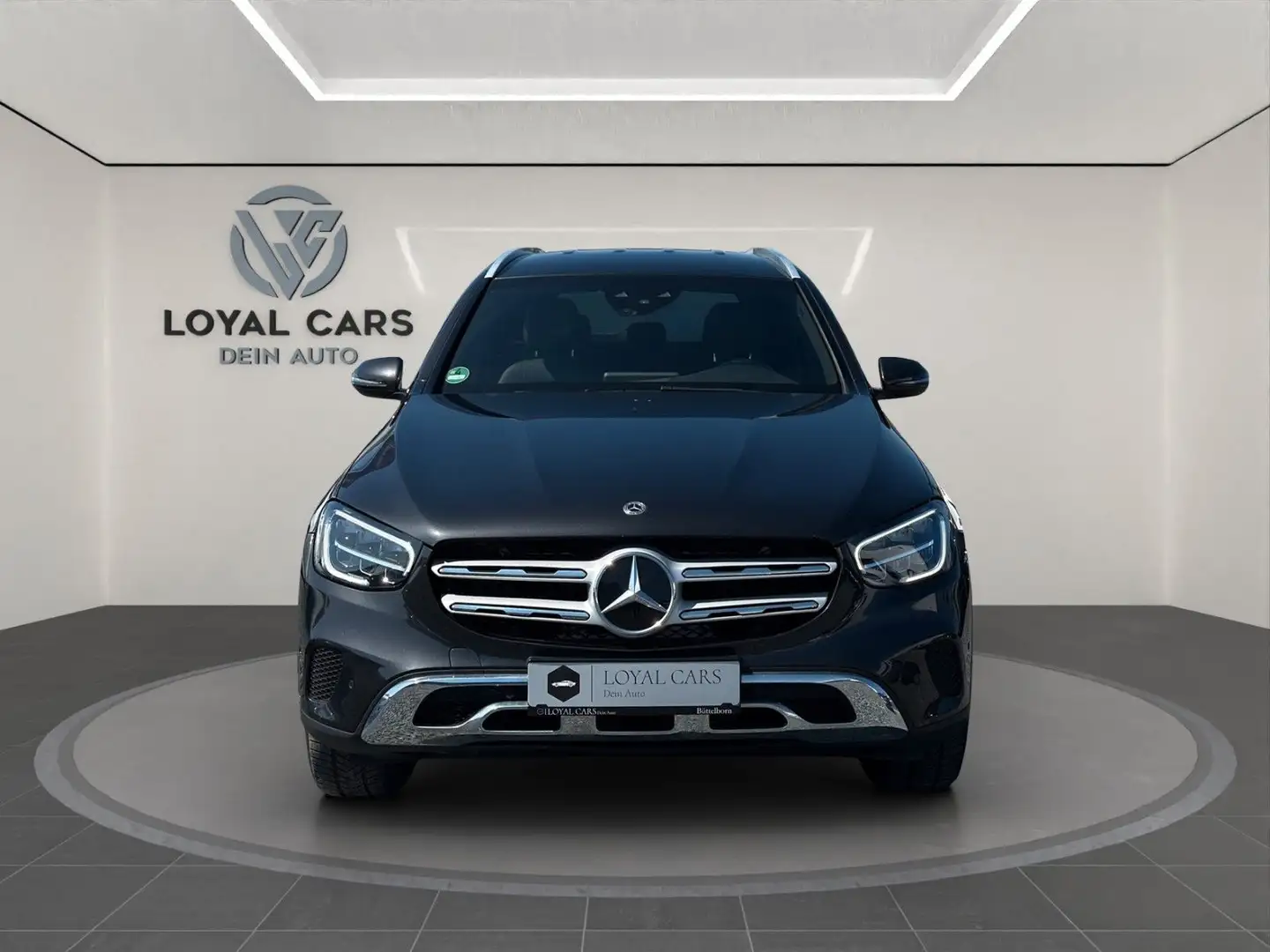 Mercedes-Benz GLC 300 d 4Matic*AMG*NVI*LED*AHK*Dist+*KAMERA* Gris - 2