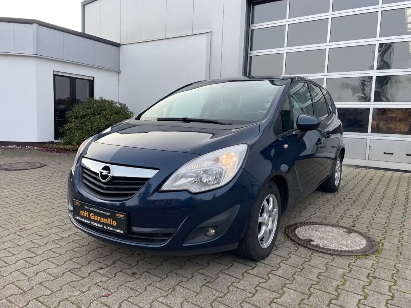 Opel Meriva B Design Edition Синій - 1