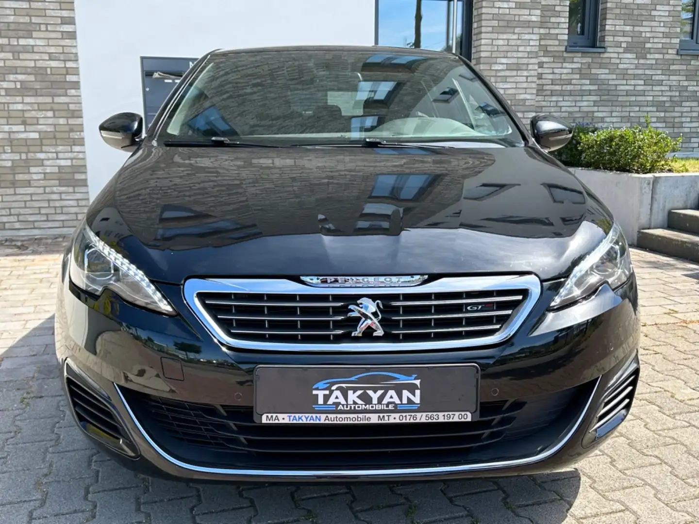 Peugeot 308 GT*1.Hand*Scheckheft* Schwarz - 2