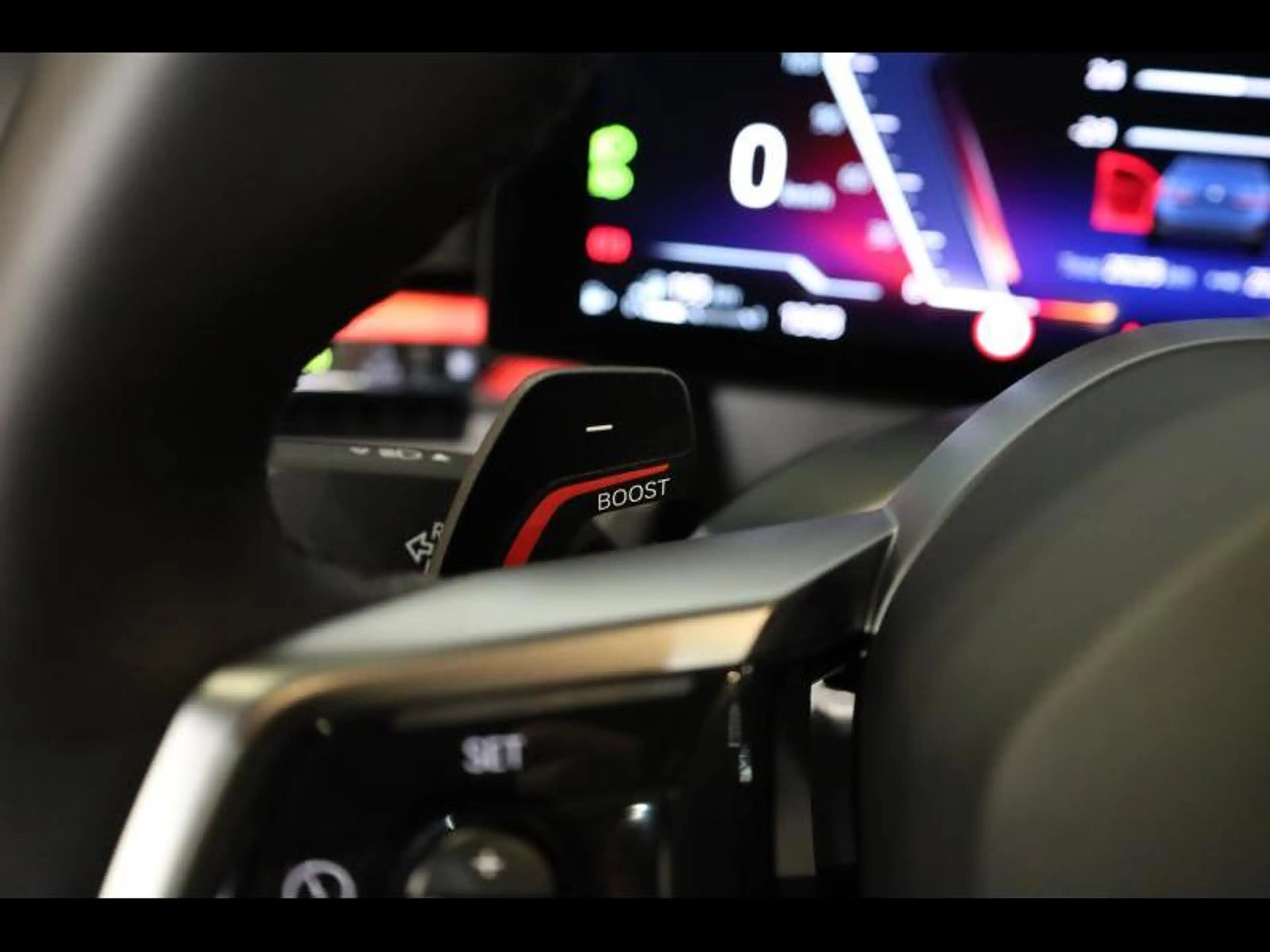 BMW 550 e xDrive Berline Kit M Sport — photo 12