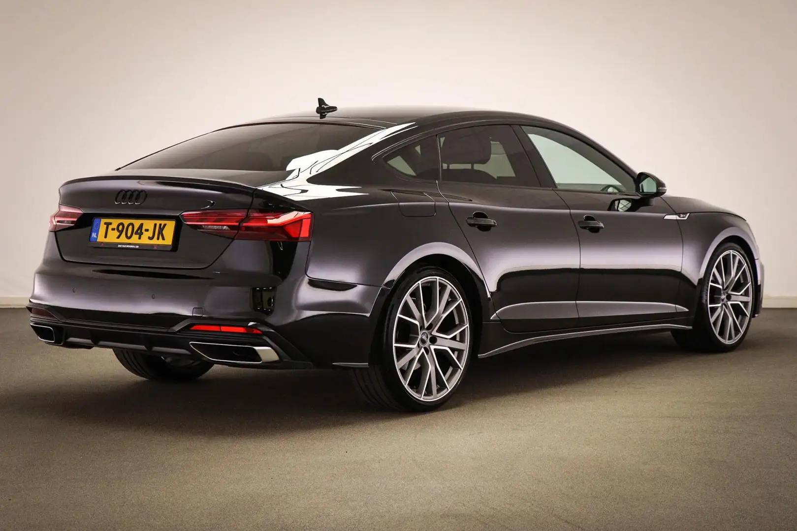 Audi A5 Sportback 40 TFSI Launch edition Sport | HALF LEDE Nero - 2