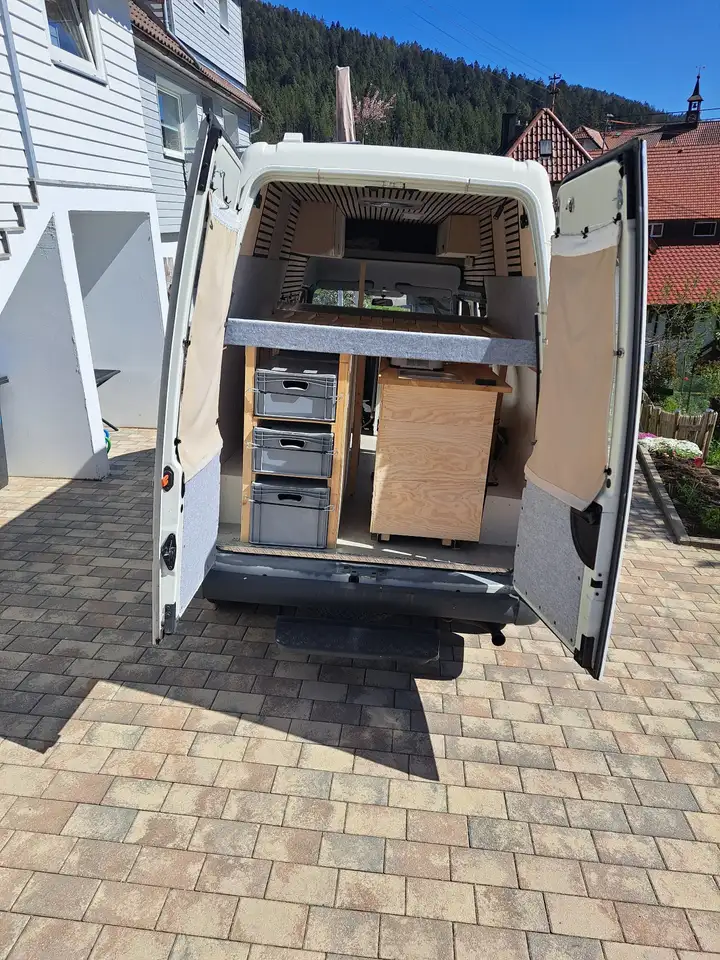 Ford Transit 100 L, foto 6