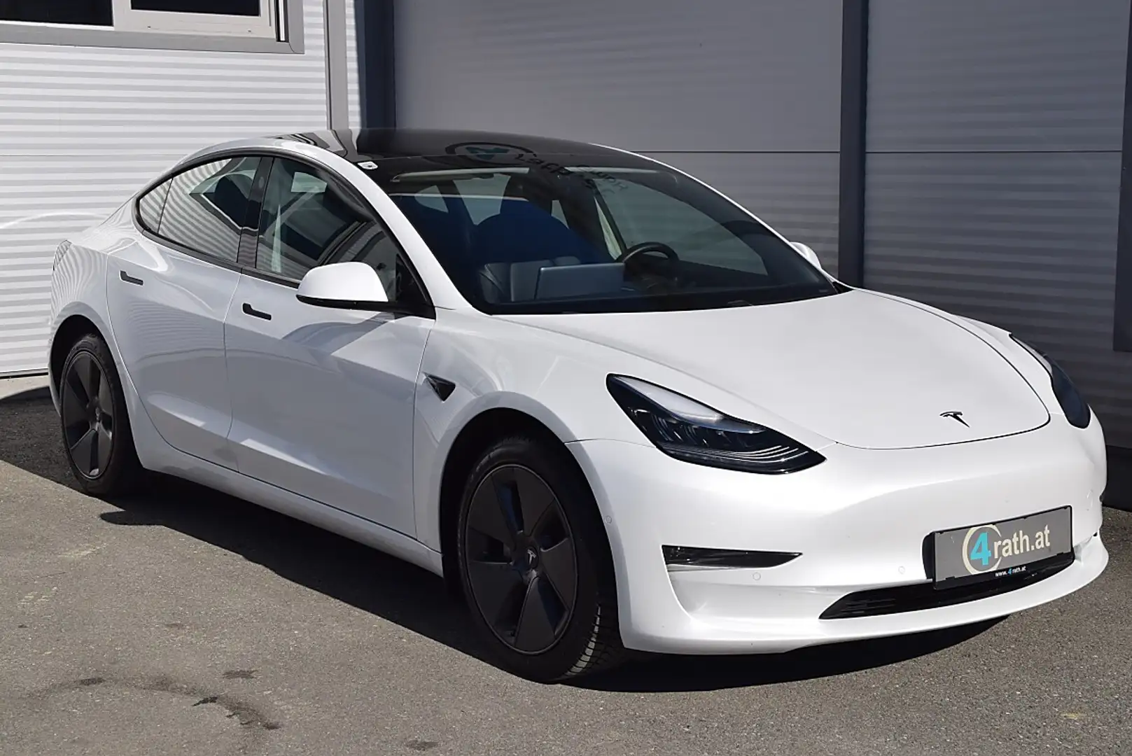 Tesla Model 3 Long Range AWD 75kWh / NETTO: 16.650 € Weiß - 2