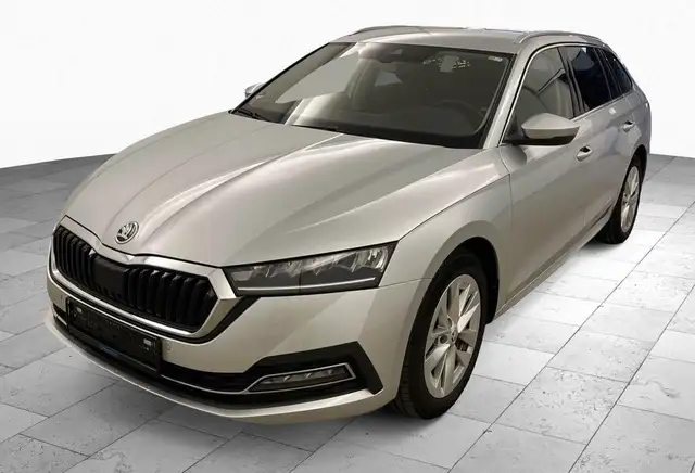 Skoda Octavia view 2